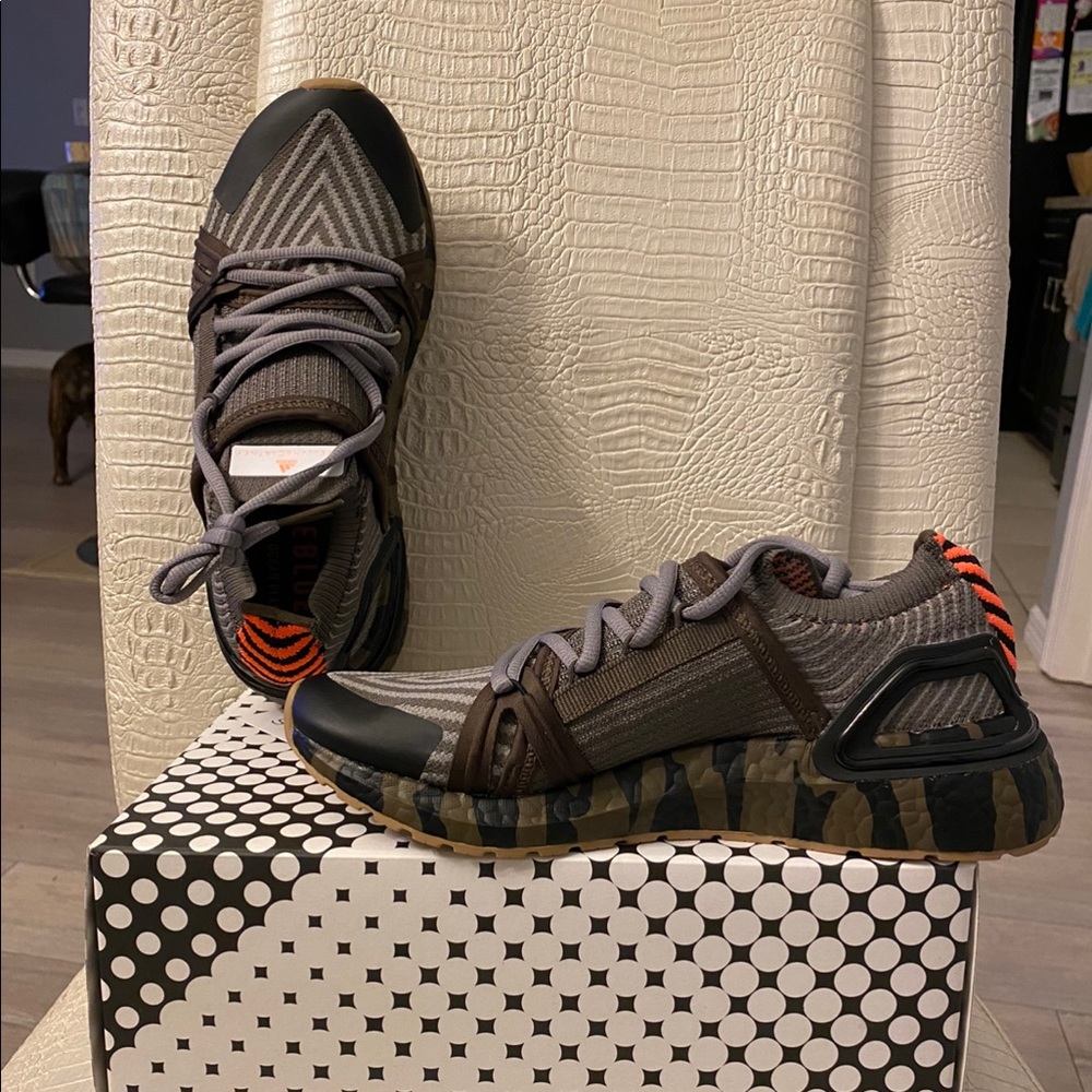 SOLD!!!! Adidas Ultraboost 20 S by Stella McCartney (Limited Edition)